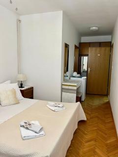 Room Gorana with swimming pool - Jelsa - 9