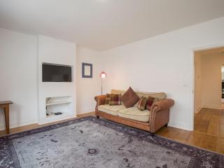Trendy Flat in Sunninghill's Village Atmosphere - Pass the Keys - 7