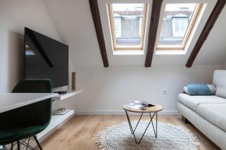 Modern Loft with Gallery in City Center - Zagreb - 9