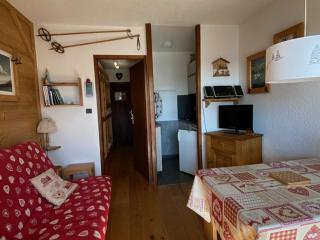 Studio cosy rez de chaussée 4 pers. près des pistes, équipé avec terrasse et parking. - FR-1-733-84 - Crest-Voland - 7