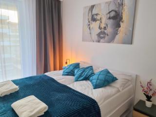 Apartment with 2 Bedrooms & Parking Wrocław by Noclegi Renters - Breslávia - 9