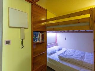 Studio cabine 6 personnes au pied des pistes à Gourette, séjour avec balcon, parking - FR-1-400-117 - Eaux-Bonnes - 8