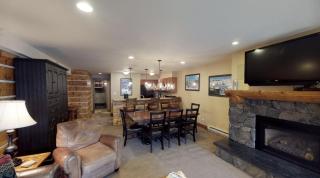 Upscale 2-Bedroom Residence In Resort-Style Setting With Saline Outdoor Pool, 2 Hot Tubs - 6