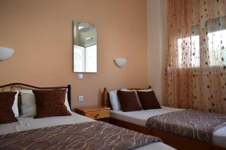 Lafazanis rooms - Nea Vrasna - 8