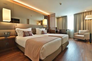 TURIM Ibéria Hotel - Lisbona - 9