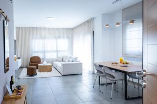 O&O Group - SeaFront Luxurious 3 BR Apartment - 5