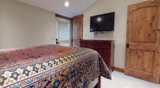 Lionshead Village Landmark Condos 3 Bedroom - 3