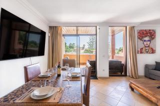 Seafront Paradise in El Paraiso - 7
