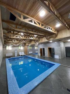 LE CHALET MONT And RESTAURANT - Chorwoq - 4
