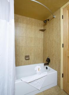 Elk Country Inn - 8