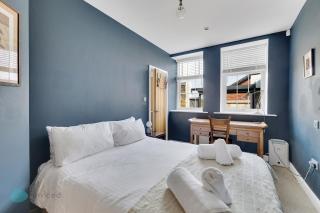 Bantham Mews by Pureserviced 1 bedroom luxury mews - 4