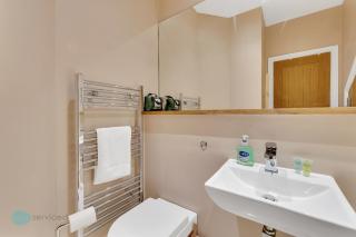 Bantham Mews by Pureserviced 1 bedroom luxury mews - Plymouth - 3