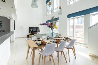 Frank Porter - Loft East - Dubai - 6