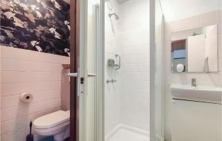 Beautiful Apartment In Oostende - Ostend - 4
