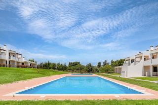 Dream 2BDR Apartment W/Pool by LovelyStay - Alvor - 4