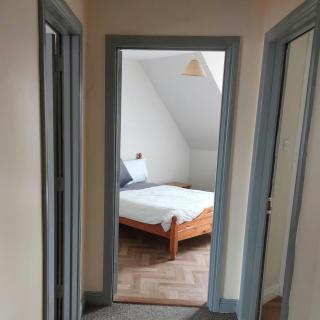 Cathedral Court - 4