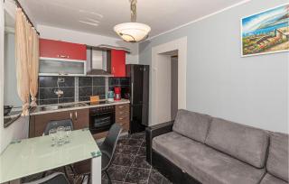 Nice Home In Danilo With Jacuzzi - Ljubostinje - 8