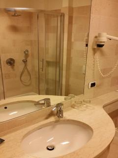 Hotel Royal - 3