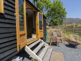 Llethr - Shepherds Hut - 7