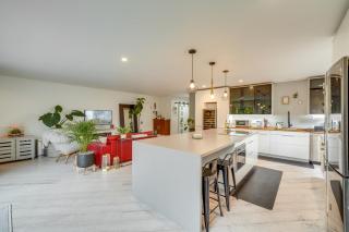 Chic Santa Barbara Vacation Rental with Patio! - 1
