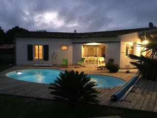 Très belle villa, 4 chambres, piscine et jacuzzi - Rivedoux-Plage - 9