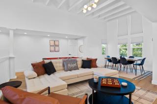Chic Uptown Phoenix Home - Pool Table & Perfect Location - Phoenix - 9