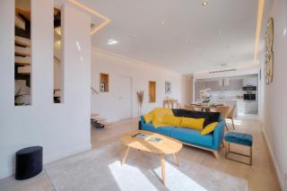 STANDING - NEUF - Croisette- Palais des festivals - 6 pers -3 chbres - Cannes - 6