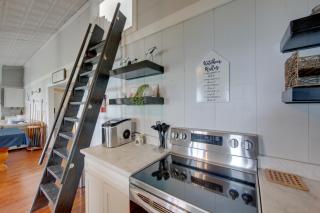 Home On Lake Bob Sandlin with Private Boat Dock! - 2