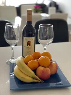 Glenelg resort style beachside apartment - Glenelg - 4