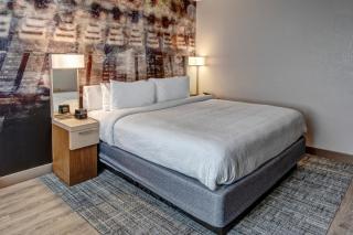 Courtyard by Marriott Nashville Vanderbilt West End - Nashville - 3
