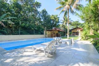 Casa com piscina aquecida a 100m da praia Maresias - 8