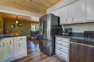 Northern Michigan Hideaway with Hot Tub and Fire Pit! - - 3