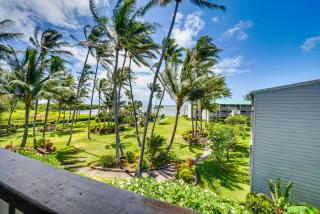 Molokai Island Retreat with Ocean View and Pool! - Kaunakakai - 8