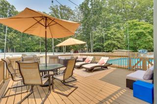 Cape May Getaway with Private Deck and Hot Tub! - Rio Grande City - 8