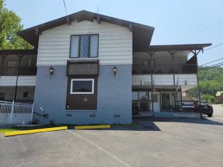 Ski Mountain Lodge - Gatlinburg - 0