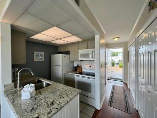 Sandpiper Cove 1002 - 9