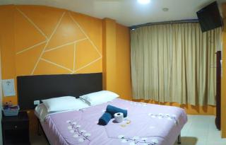 Hostal Bryana Inn Baños - Baños - 4