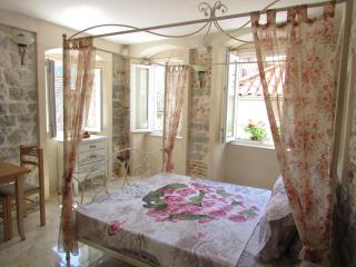 Apartments Popovic - Kotor - 1