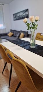 Tobys place - 1