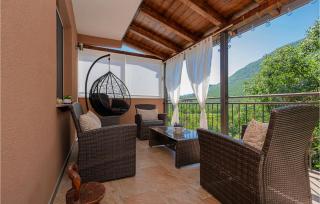 Awesome Home In Vrgorac With Wifi - Vrgorac - 2