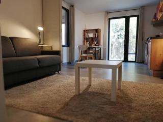 Studio confortable dans villa, terrasse, clim - 1