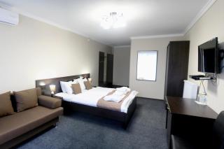 Shelter Hotel - Kiew - 2