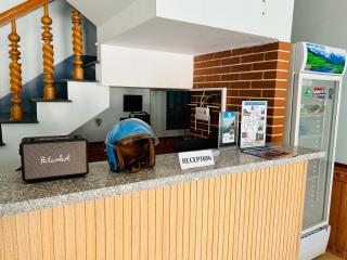 Majestic Hostel - Tour & Motorbike Rental - 5