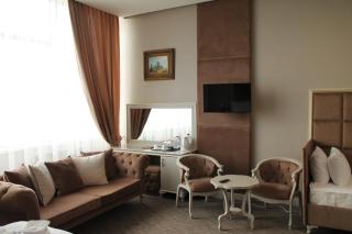 Grand Sapphire Hotel - Almaty - 9