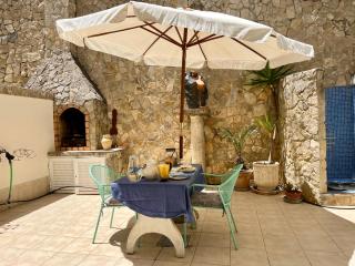 Central Tavira Townhouse close to Riverside: 2BR - Tavira - 2