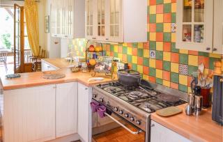 Awesome Home In Montaut With Wifi - 4