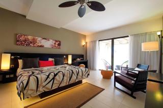 Crystals Beach Resort Belle Mare, a member of Radisson Individuals - Belle Mare - 9