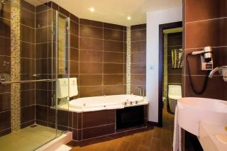 Crystals Beach Resort Belle Mare, a member of Radisson Individuals - Belle Mare - 6