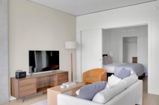 Downtown 1BR w Gym WD BBQ nr Dining Shops SEA-399 - 9