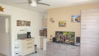 Studio proche port et plages, piscine - 0